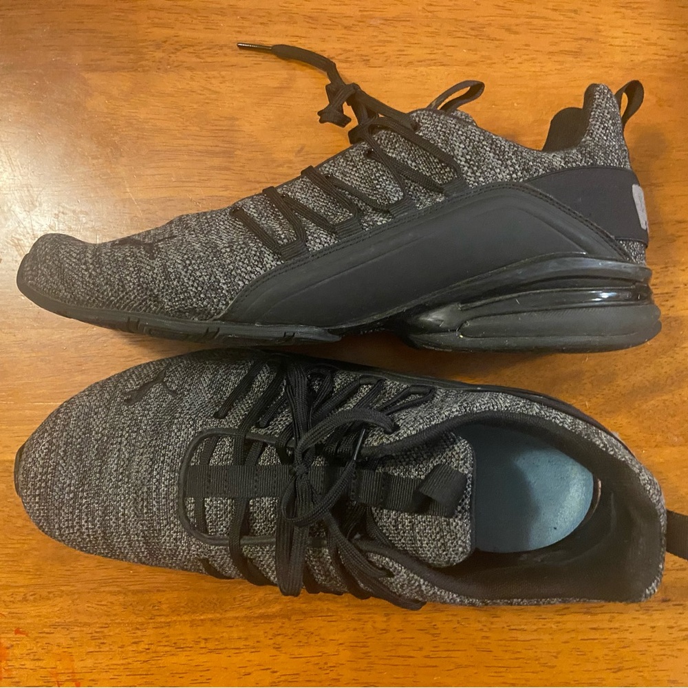 Puma Sneakers
